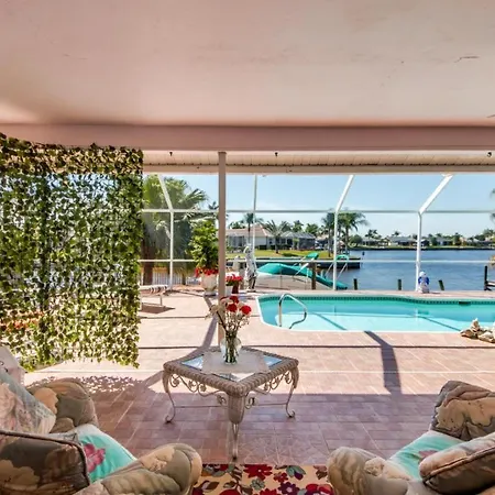Lakeside At Cat Cay - Cape Coral - Roelens Vacations